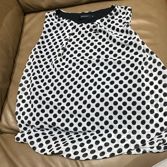Today Black & White Polka Dot sleeveless Top. - Picture 4 of 6